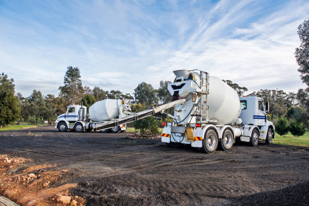 Best Concrete Driveway Installation in Aliquip, PA